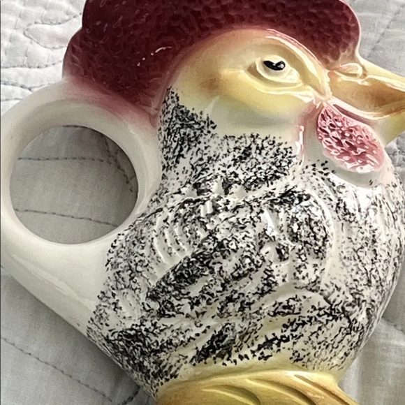 Stewart B. McCulloch Ca.. Rooster Creamer Red and Black - Picture 2 of 5